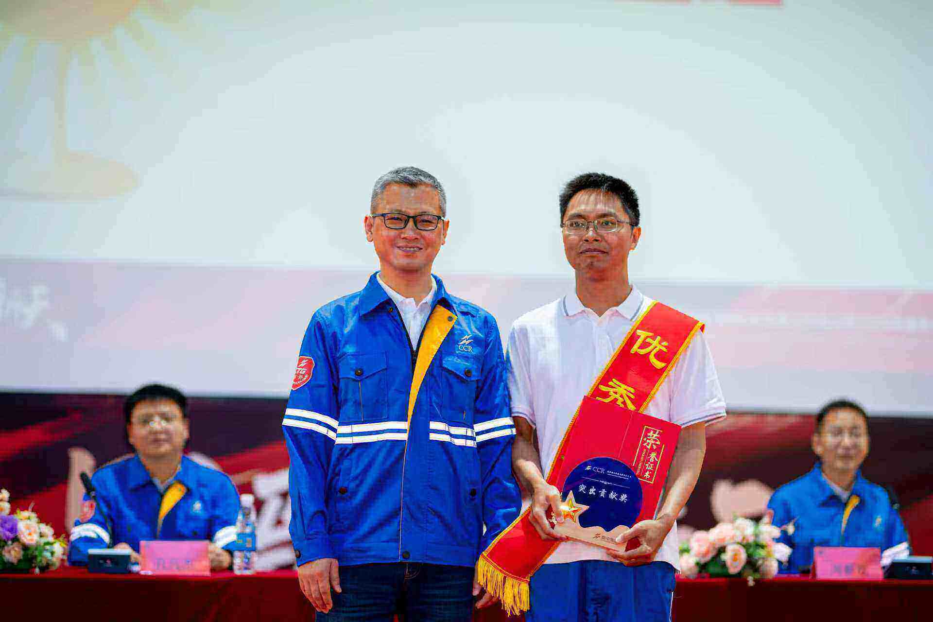 4c04854c1af89eaa1c6cee801674bb29.jpg 4c04854c1af89eaa1c6cee801674bb29.jpg