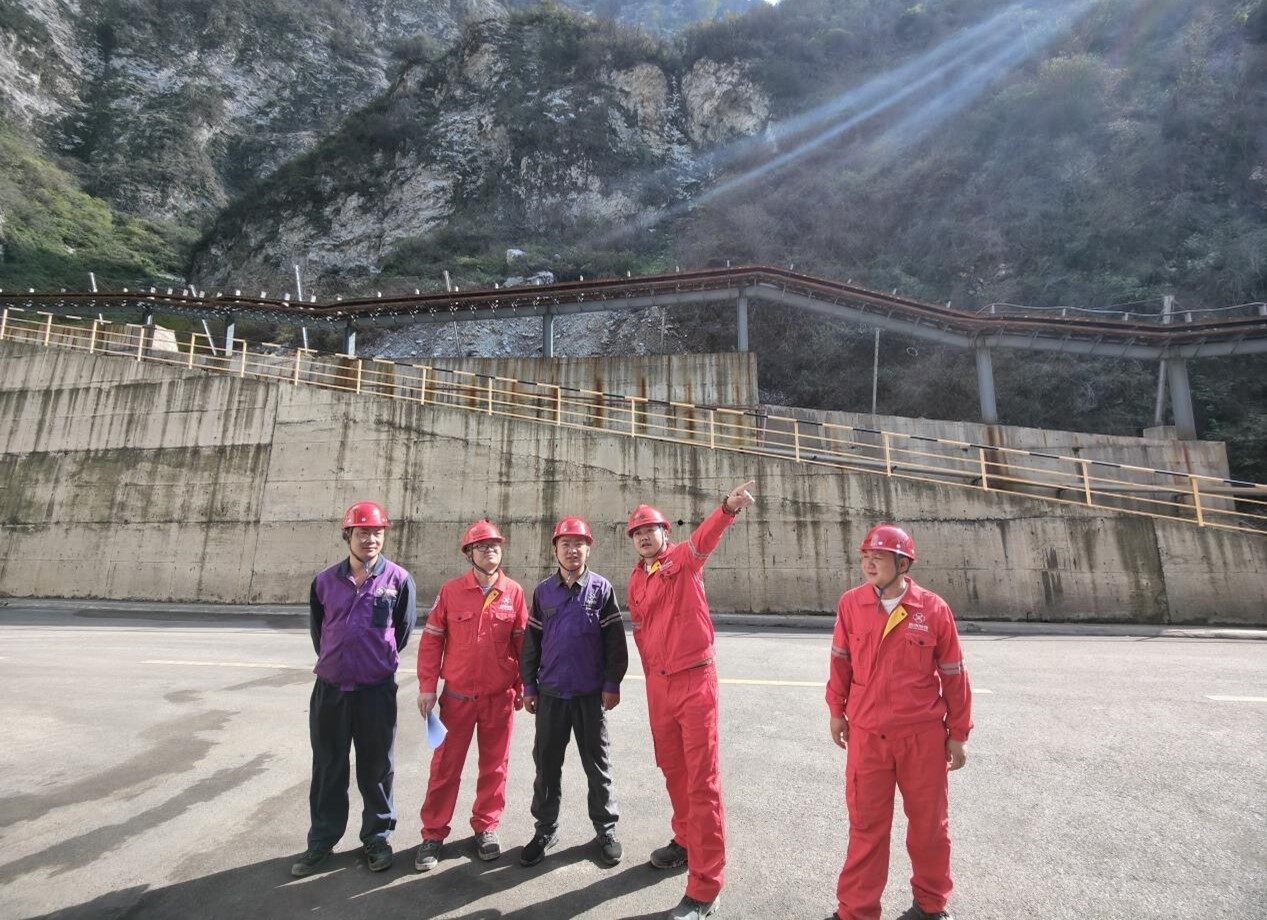 71d2ba80b9360078d0b8b754d8487750.jpg 71d2ba80b9360078d0b8b754d8487750.jpg