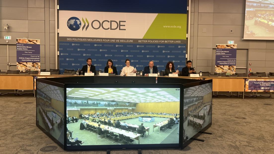 5a2cc08b4cd5d6e47ed981f21a3187c6.png 5a2cc08b4cd5d6e47ed981f21a3187c6.png